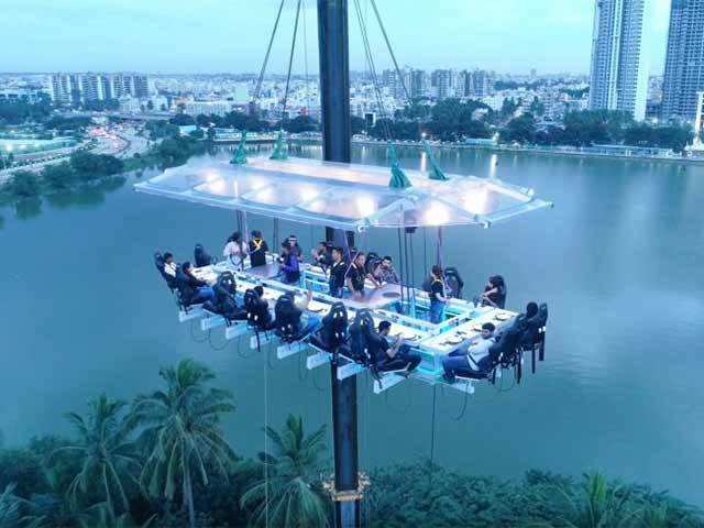Fly Dining Restaurant in India - Dine while floating in the air